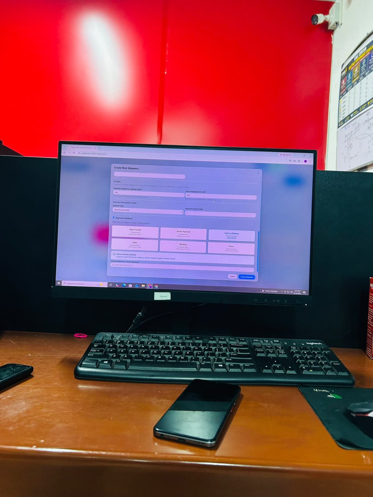 Creating a new shipment with cash on delivery in SellMate at ShipX